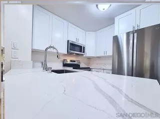 Photo #5: 240028392 Listing