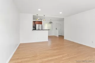 Photo #3: 240028401 Listing 