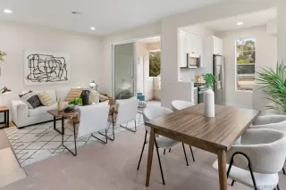 Photo #4: 240028418 Listing