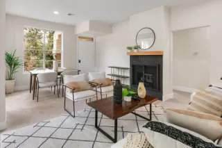 Photo #6: 240028418 Listing