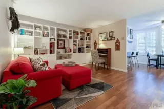 Photo #1: 240028443 Listing