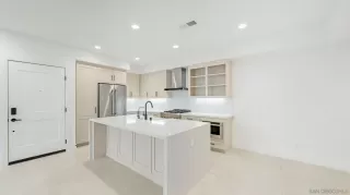 Photo #3: 240028472 Listing