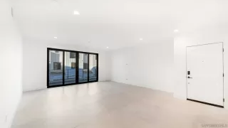 Photo #6: 240028472 Listing