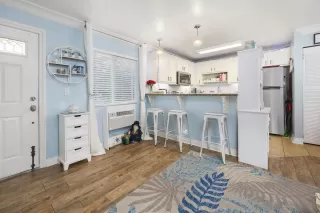 Photo #2: 240028480 Listing