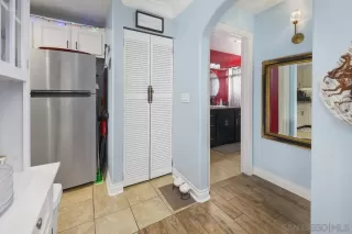 Photo #4: 240028480 Listing