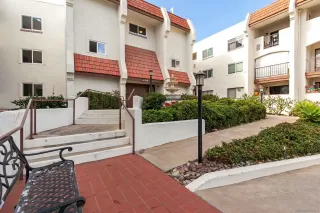 Photo #3: 240028537 Listing