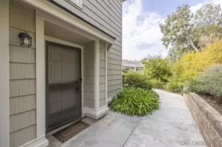 Photo #3: 240028567 Listing