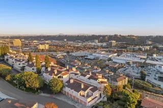 Photo #3: 240028609 Listing 