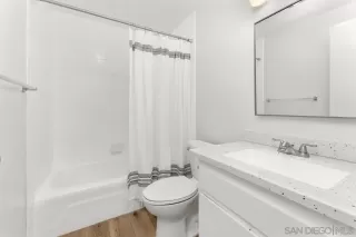 Photo #5: 240028648 Listing