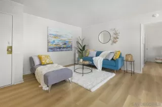 Photo #2: 240028692 Listing