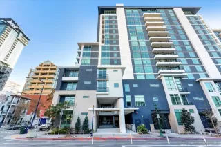 Photo #1: 240028728 Listing