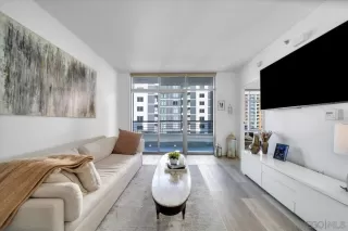 Photo #6: 240028728 Listing