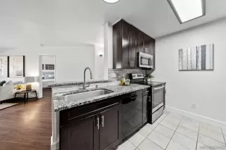 Photo #4: 240028753 Listing