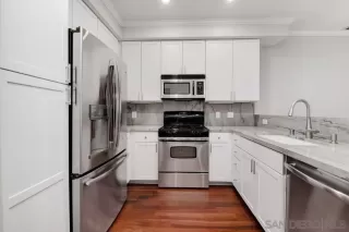 Photo #3: 240028770 Listing 
