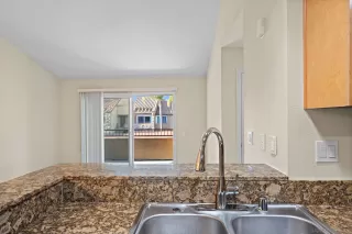 Photo #6: 240028801 Listing 