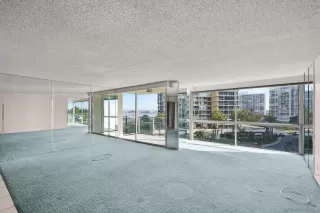 Photo #1: 240028844 Listing 