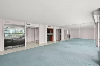 Photo #5: 240028844 Listing 