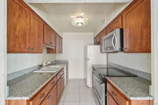 Photo #6: 240028844 Listing 