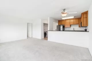 Photo #5: 240028846 Listing