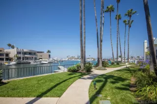 Photo #3: 240028870 Listing