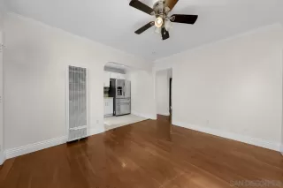 Photo #4: 240028879 Listing