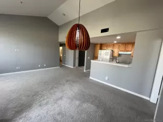 Photo #5: 240028923 Listing 