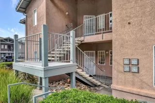 Photo #1: 240028943 Listing