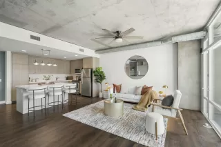 Photo #3: 240028963 Listing 