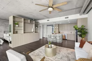 Photo #5: 240028963 Listing 