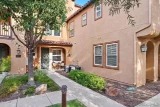 Photo #1: 240028985 Listing 