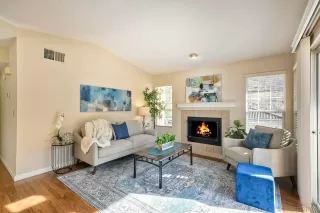 Photo #2: 240028994 Listing