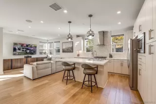 Photo #4: 240029025 Listing 