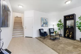 Photo #3: 240029046 Listing