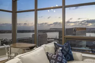 Photo #3: 250000037 Listing