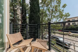 Photo #5: 250000046 Listing