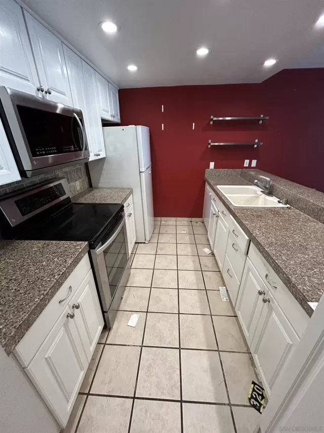 MLS: 250000160 Condo For Sale