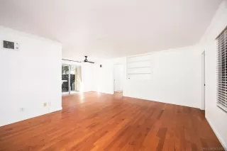 Photo #2: 250000164 Listing