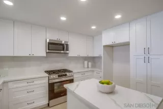 Photo #5: 250000167 Listing