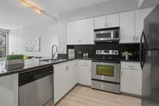 Photo #3: 250000201 Listing