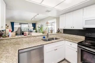 Photo #4: 250000209 Listing