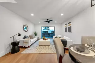 Photo #3: 250000226 Listing