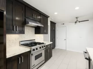 Photo #3: 250000241 Listing