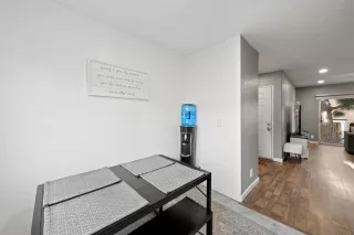 Photo #6: 250000269 Listing