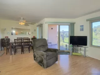 Photo #6: 250000301 Listing