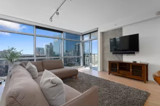 Photo #6: 250000414 Listing