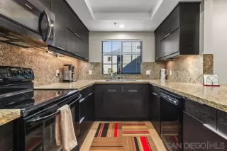 Photo #5: 250000430 Listing 