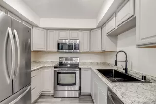 Photo #5: 250000502 Listing