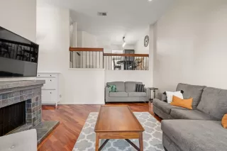 Photo #2: 250000503 Listing