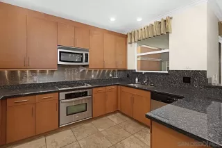 Photo #6: 250000533 Listing