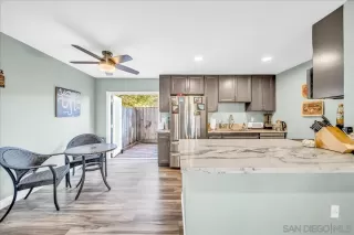 Photo #4: 250000540 Listing